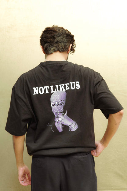 Black-2 Baggy Tee